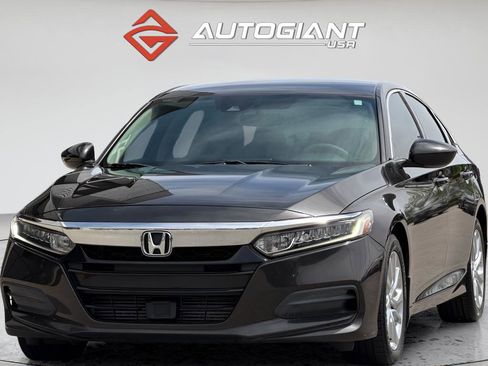 Used 2018 Honda Accord LX image 4