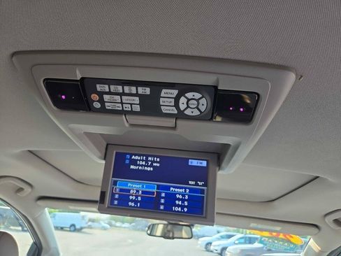 Used 2014 Honda Odyssey Touring image 32