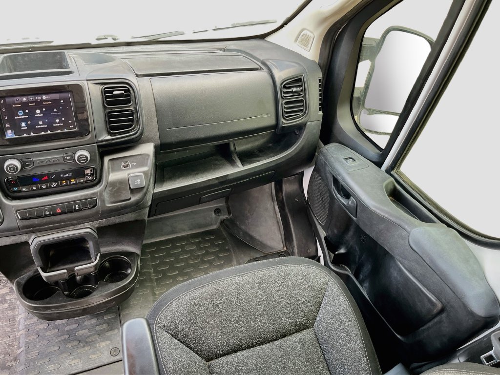 Used 2024 RAM ProMaster 2500 w/ Convenience Group FWD image 21
