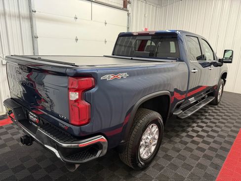 Used 2022 Chevrolet Silverado 2500 LTZ w/ LTZ Convenience Package AWD/4WD image 4