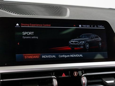 Used 2022 BMW 330i xDrive Sedan w/ Driving Assistance Package image 14