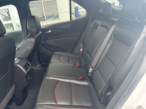 Used 2023 Chevrolet Equinox RS w/ RS Leather Package AWD/4WD image 20
