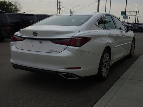 Used 2019 Lexus ES 350 w/ Premium Package FWD image 5