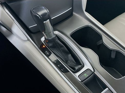 Used 2018 Honda Accord EX-L image 25