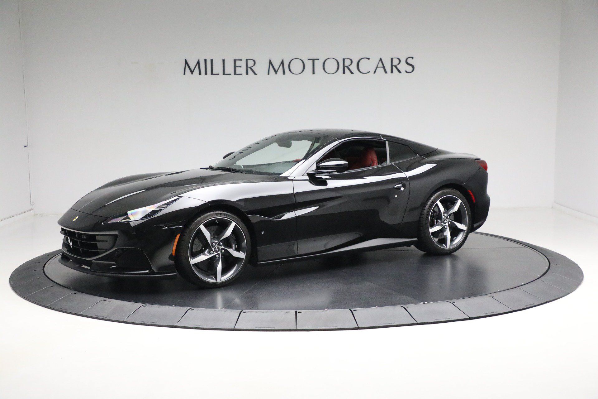 Certified 2023 Ferrari Portofino M RWD image 13