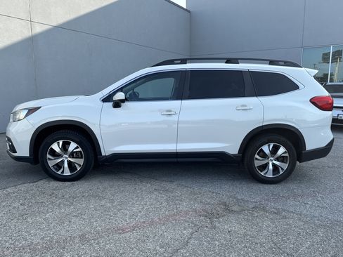 Used 2019 Subaru Ascent Premium AWD/4WD image 6