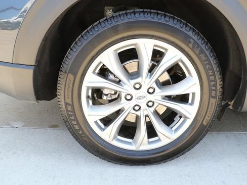 Used 2023 Ford Explorer Limited w/ Limited Technology Package AWD/4WD image 9
