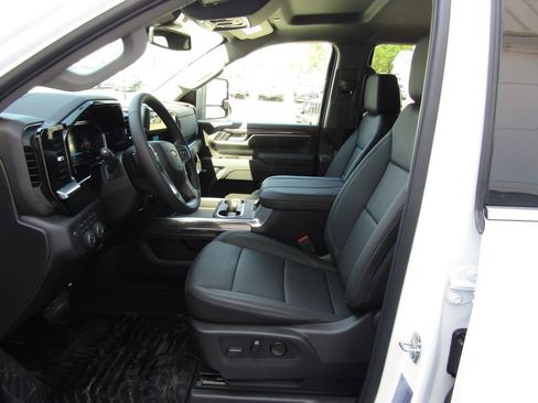 New 2026 Chevrolet Silverado 2500 LTZ w/ LTZ Plus Package AWD/4WD image 28