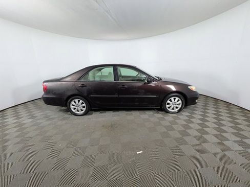 Used 2003 Toyota Camry LE image 2