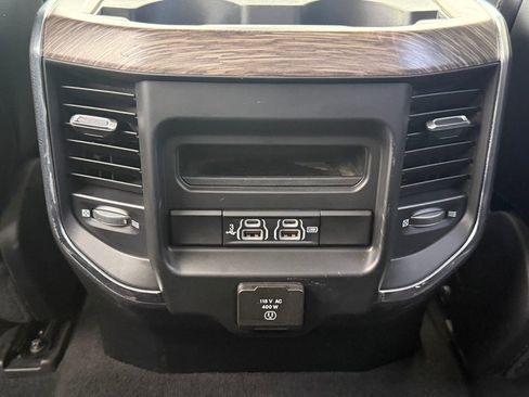Used 2019 RAM 1500 Laramie image 23