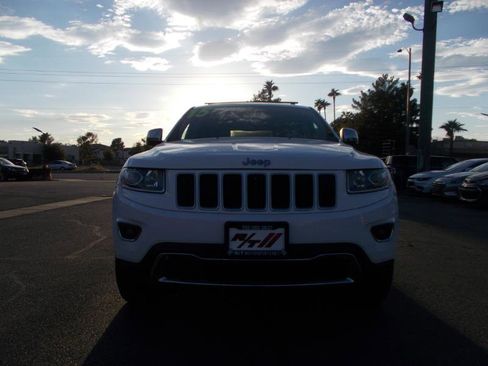 Used 2015 Jeep Grand Cherokee Limited w/ Trailer Tow Group IV image 3