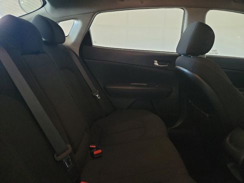 Used 2018 Kia Optima LX FWD image 19
