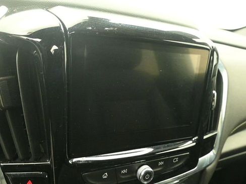 Used 2023 Chevrolet Traverse LT w/ LPO, Floor Liner Package image 17