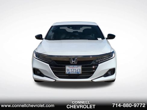 Used 2022 Honda Accord Sport image 2