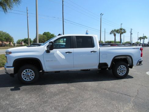New 2026 Chevrolet Silverado 2500 W/T w/ WT/CX Safety Package AWD/4WD image 2