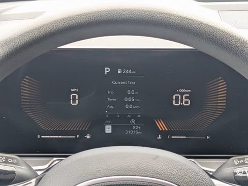 Certified 2024 Kia Sorento LX FWD image 32