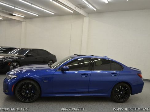 Used 2023 BMW 330e w/ M Sport Package RWD image 4
