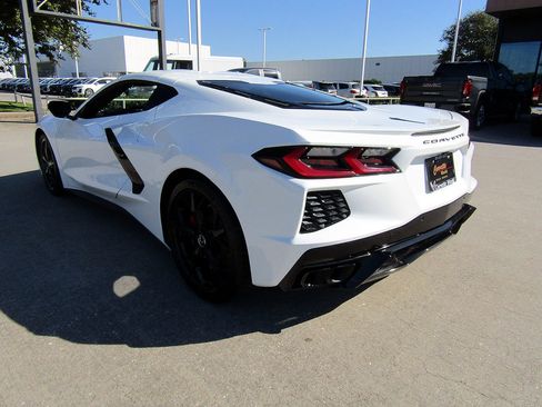Used 2023 Chevrolet Corvette Stingray Coupe image 7