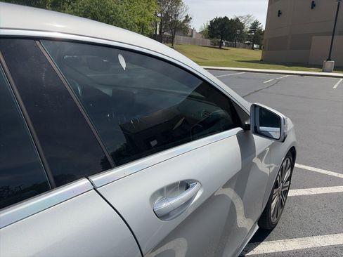 Used 2019 Mercedes-Benz CLA 250 image 16