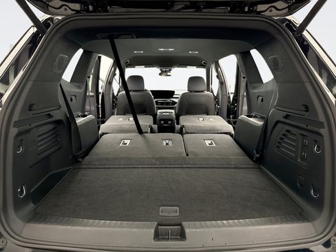 Used 2025 Buick Enclave Sport Touring w/ Power Package image 25