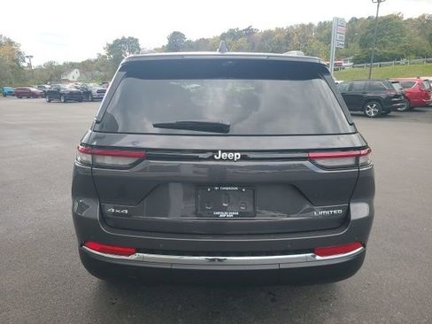New 2025 Jeep Grand Cherokee Limited w/ Luxury Tech Group II image 4
