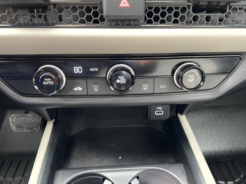 Certified 2023 Honda HR-V LX image 18