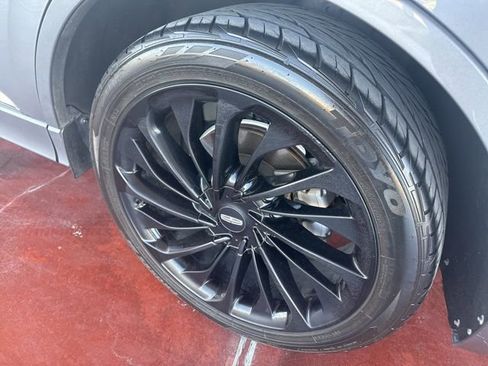 Used 2022 Lincoln Aviator Reserve w/ Equipment Group 201A image 7