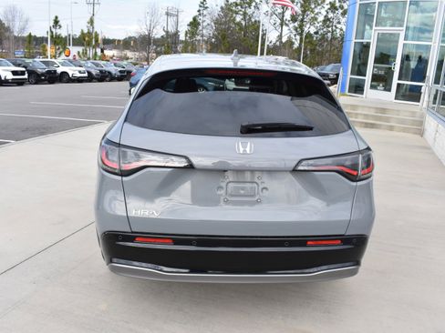 New 2026 Honda HR-V EX-L image 6