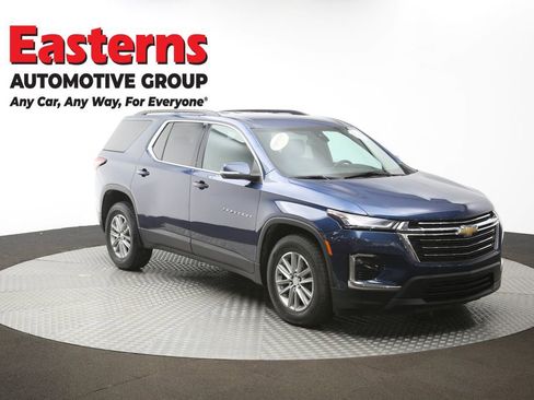 Used 2022 Chevrolet Traverse LT image 50