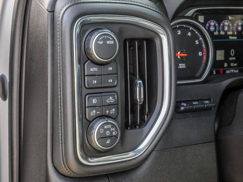 Used 2023 Chevrolet Silverado 2500 High Country image 30