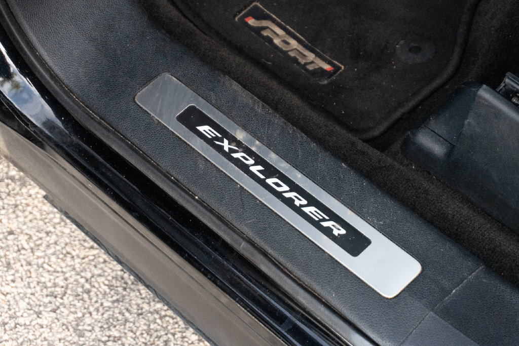 Used 2018 Ford Explorer Sport w/ Equipment Group 401A AWD/4WD image 21
