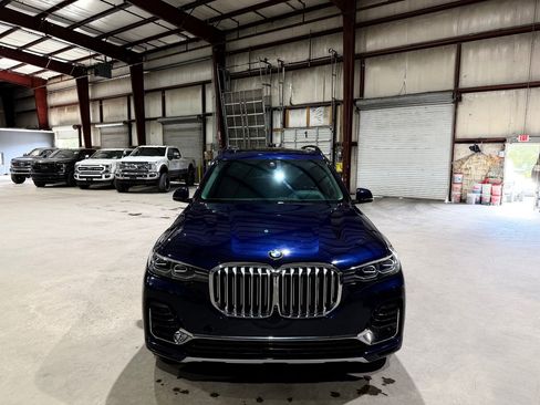 Used 2021 BMW X7 xDrive40i w/ Premium Package AWD/4WD image 10