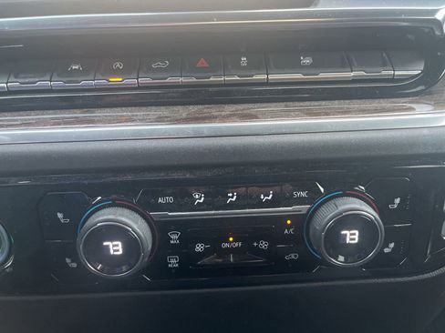 Used 2024 Chevrolet Silverado 1500 LT image 10