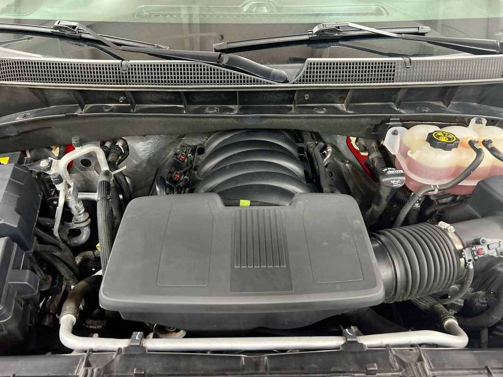 Used 2022 Chevrolet Silverado 1500 LT w/ Z71 Off-Road Package AWD/4WD image 24
