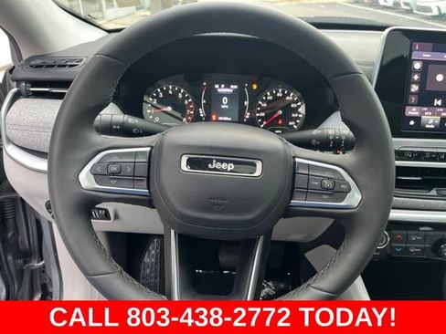 Used 2022 Jeep Compass Latitude w/ Sun and Sound Group FWD image 20