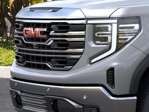 New 2026 GMC Sierra 1500 SLT w/ SLT Premium Package image 13