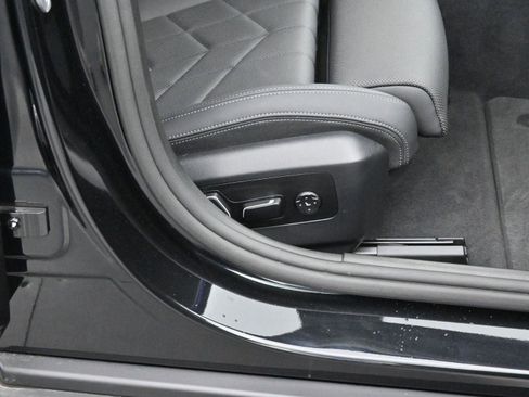 Used 2024 BMW i5 eDrive40i w/ M Sport Package image 36