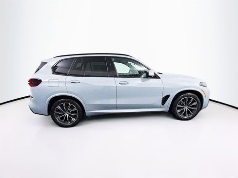 New 2026 BMW X5 xDrive40i w/ M Sport Package image 8