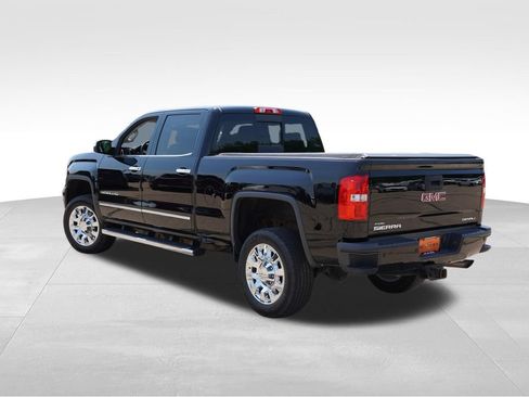 Used 2019 GMC Sierra 2500 Denali AWD/4WD image 7
