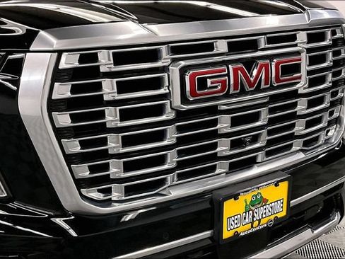 Used 2026 GMC Yukon Denali w/ Denali Reserve Package AWD/4WD image 36