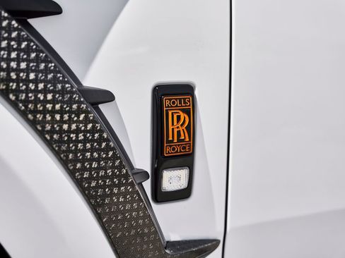 Used 2026 Rolls-Royce Cullinan AWD/4WD image 13