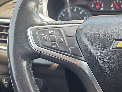 Used 2018 Chevrolet Equinox LT AWD/4WD image 23