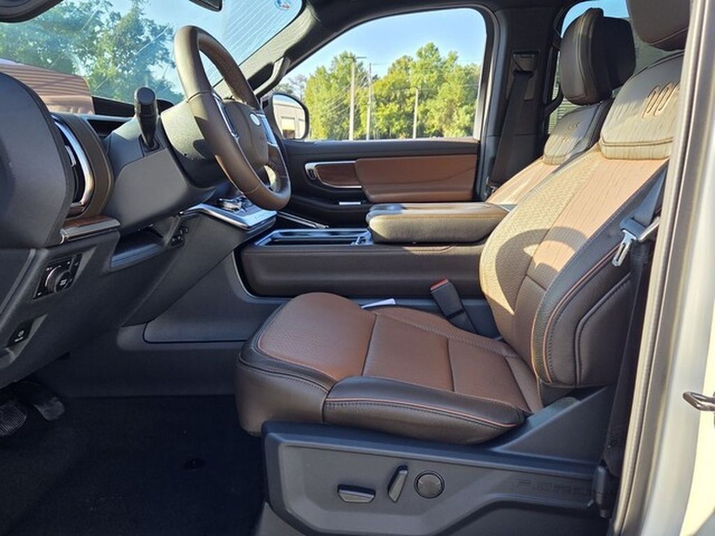 New 2027 Ford Expedition King Ranch AWD/4WD image 6