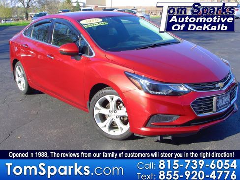 Used 2018 Chevrolet Cruze Premier FWD image 1