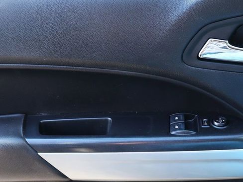 Used 2022 Chevrolet Colorado LT w/ Fleet Safety Package image 34