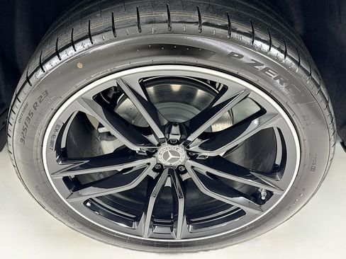 New 2026 Mercedes-Benz GLS 450 4MATIC image 35