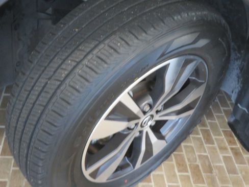 Used 2020 Nissan Murano SV w/ Cargo Package FWD image 11