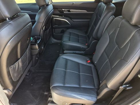 Used 2021 Kia Telluride SX w/ Towing Package FWD image 36