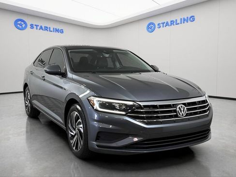 Used 2021 Volkswagen Jetta SEL FWD image 14