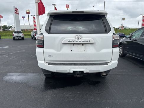 Used 2021 Toyota 4Runner SR5 Premium w/ Moonroof Package AWD/4WD image 6